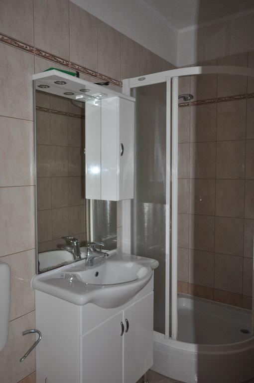 Apartments Majda อูมัค ภายนอก รูปภาพ