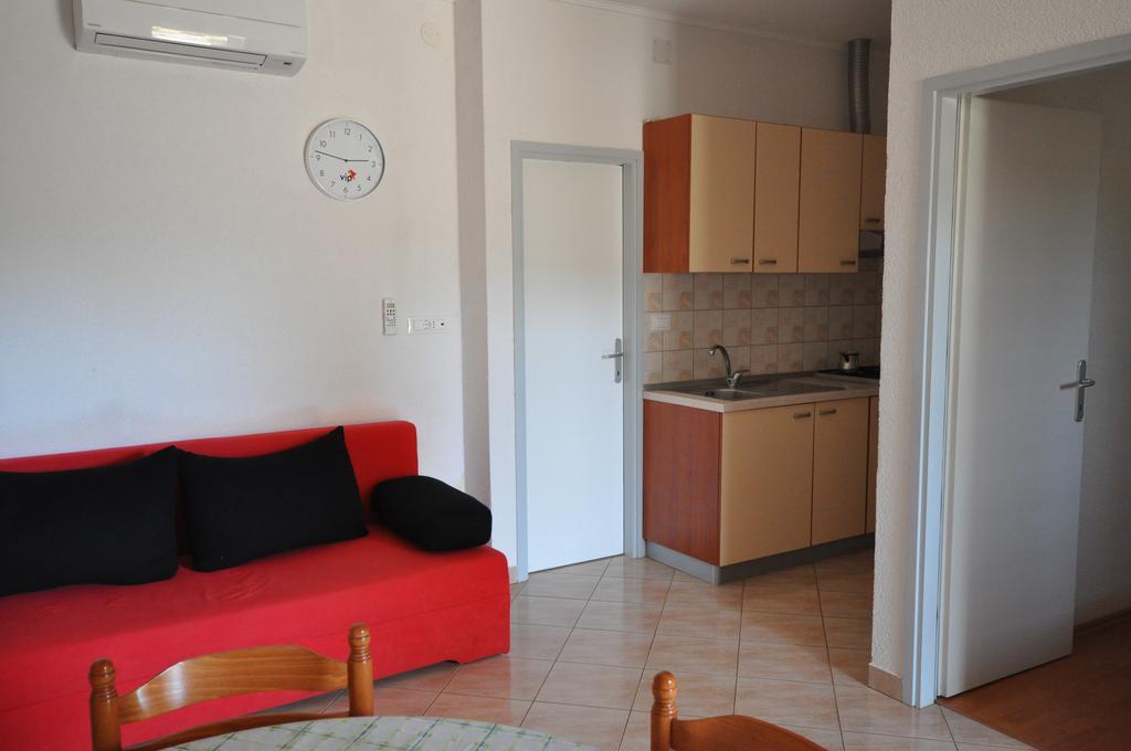 Apartments Majda อูมัค ภายนอก รูปภาพ