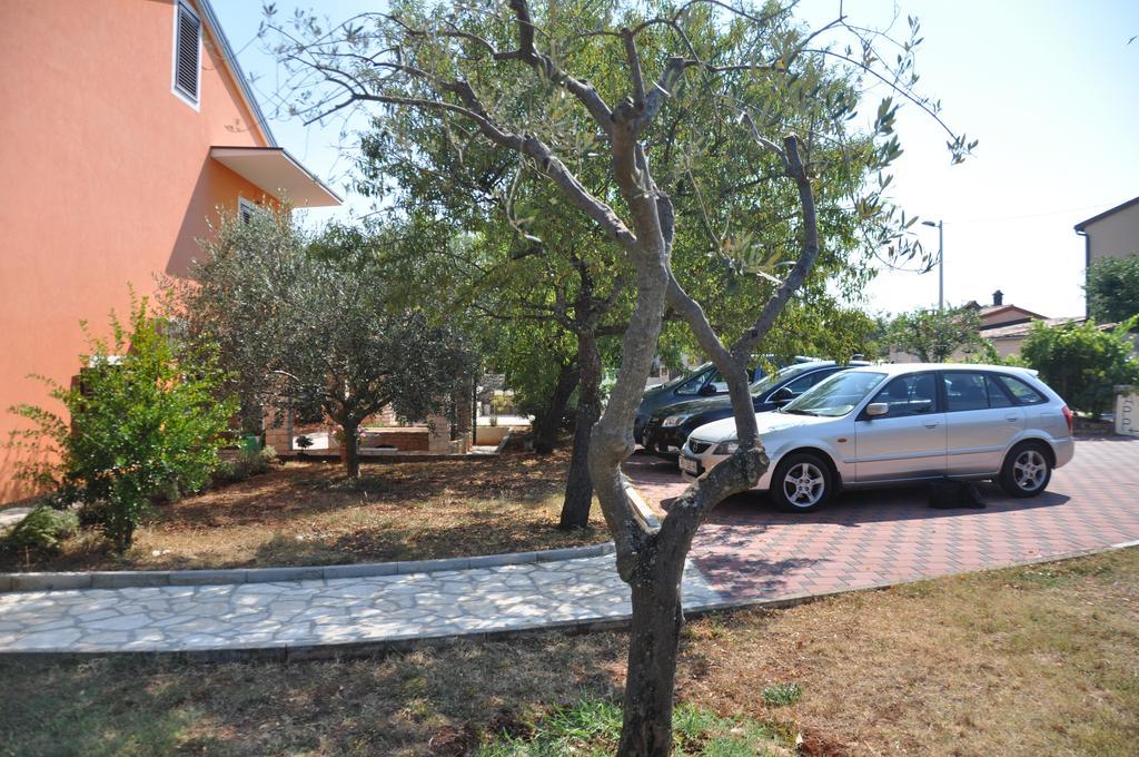 Apartments Majda อูมัค ภายนอก รูปภาพ